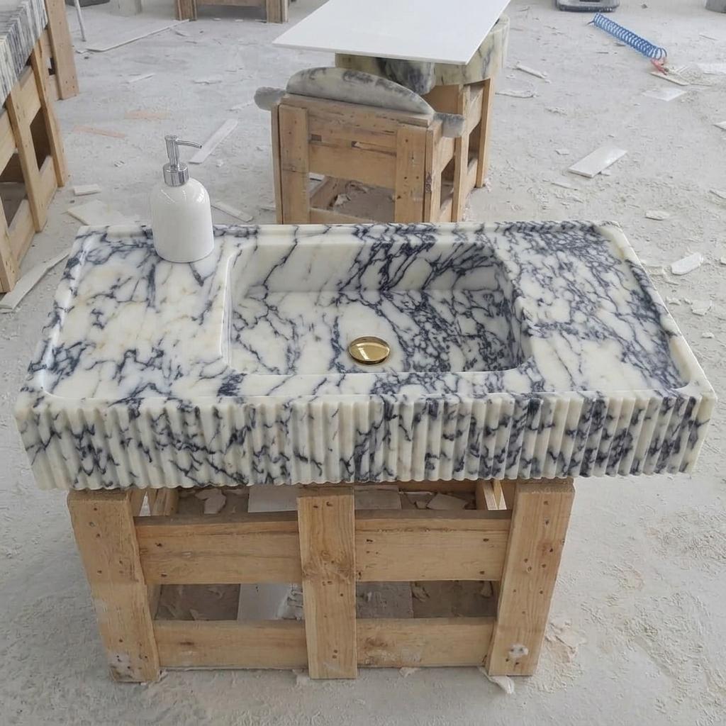 Calacatta Viola Marble wall mount sink — front view (photo 8)