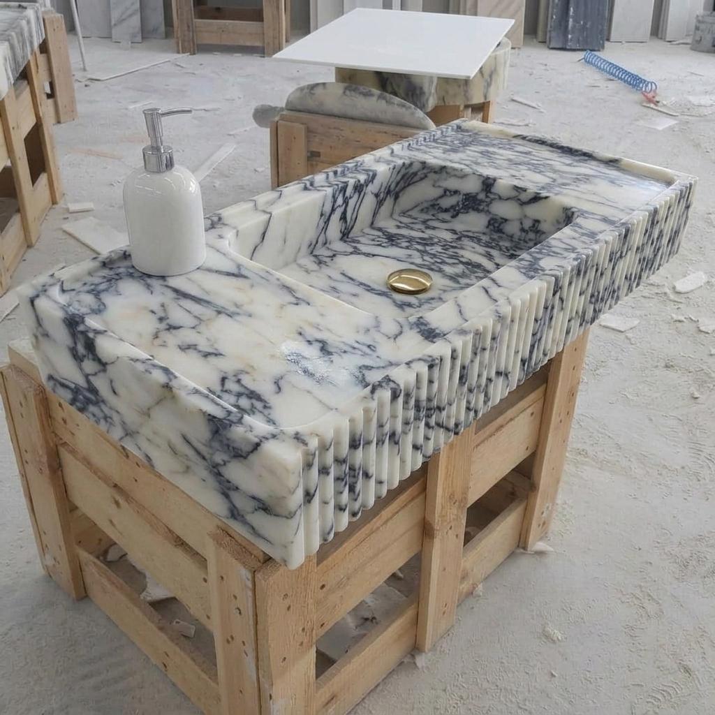 Calacatta Viola Marble wall mount sink — product photograph (photo 13)
